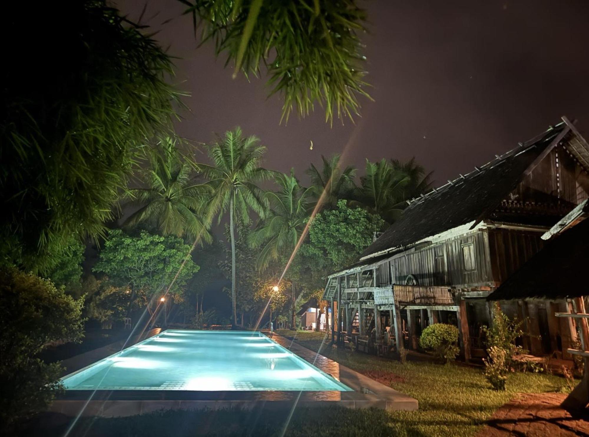 On The Mekong Resort หลวงพระบาง ภายนอก รูปภาพ